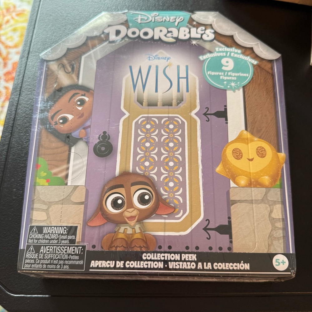Disney Doorables Wish Collection with 9 Figurines